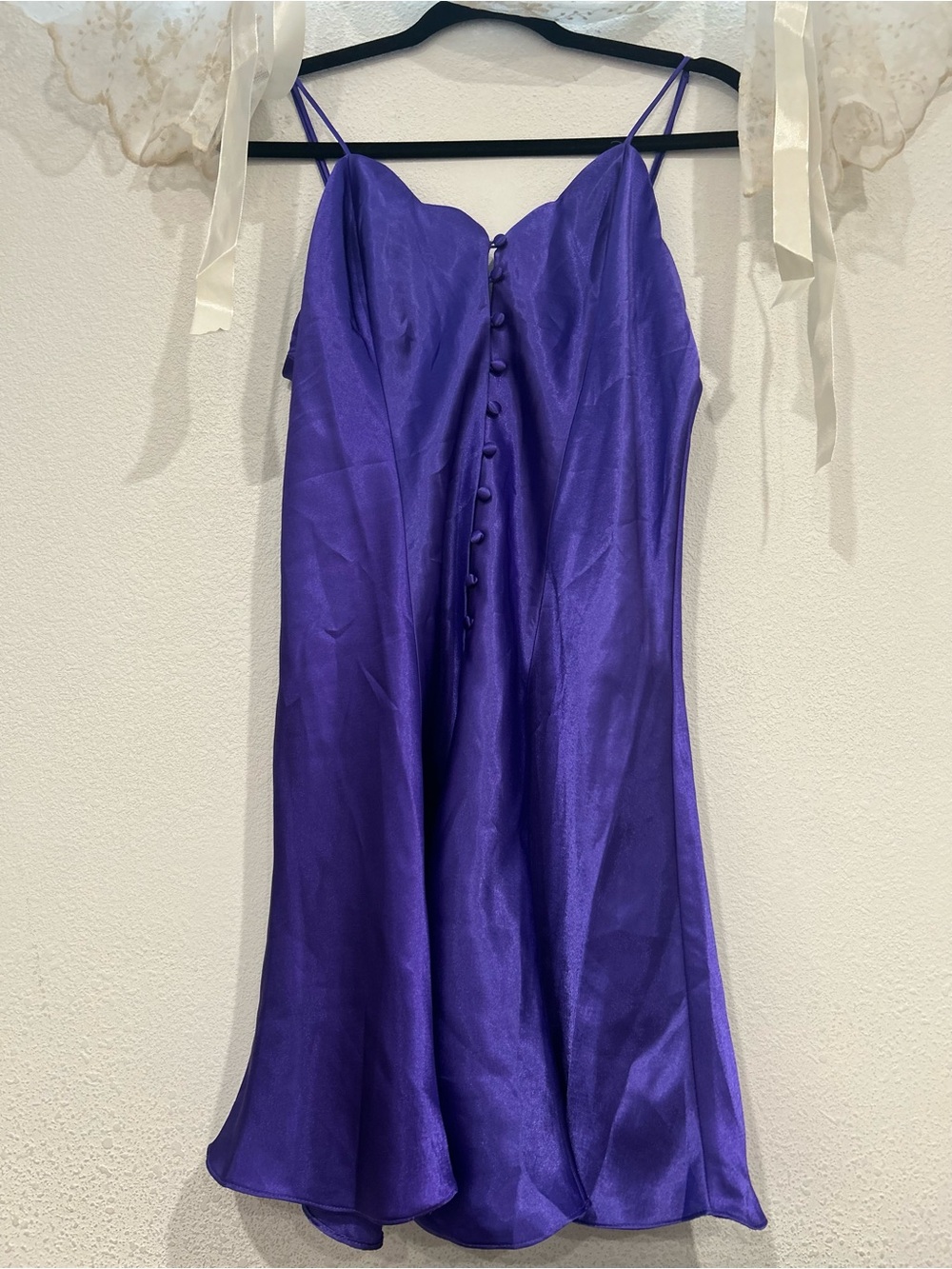 VINTAGE GOLD LABEL PURPLE TULIP VS 1980s SLIP DRESS